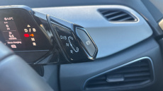 Volkswagen ID.3 150kW Family Pro Performance 58kWh 5dr Auto Electric Hatchback